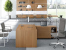 Bild 5 T45 skrivebord med sidekabinet